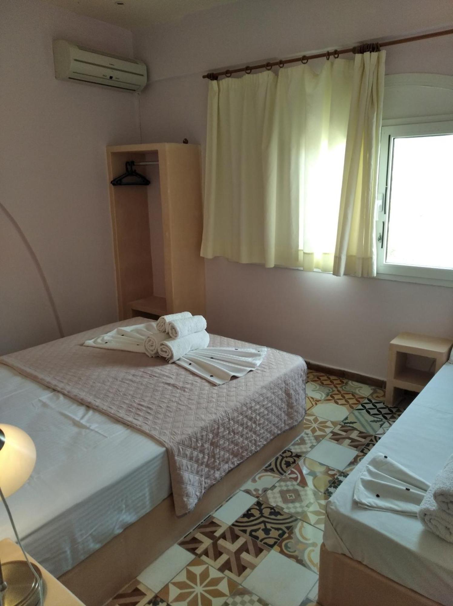 Amorgaia3 卡塔波拉 客房 照片